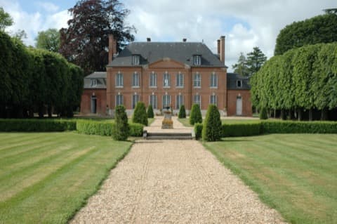Élagueur Émalleville