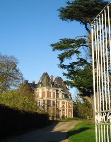 Élagueur La Chapelle-du-Bois-des-Faulx