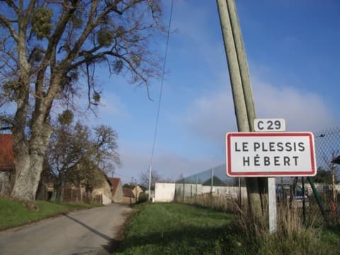 Élagueur Le Plessis-Hébert